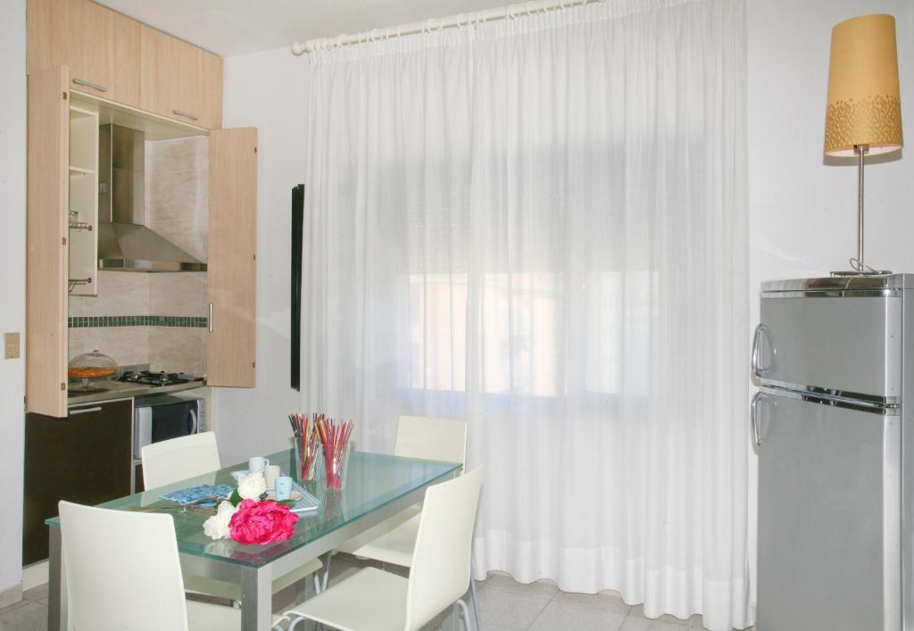 Residence Internazionale Rimini Phòng bức ảnh